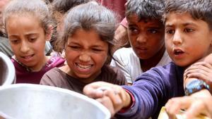 El bloqueig d’Israel a l’entrada d’ajuda humanitària  asfixia Gaza