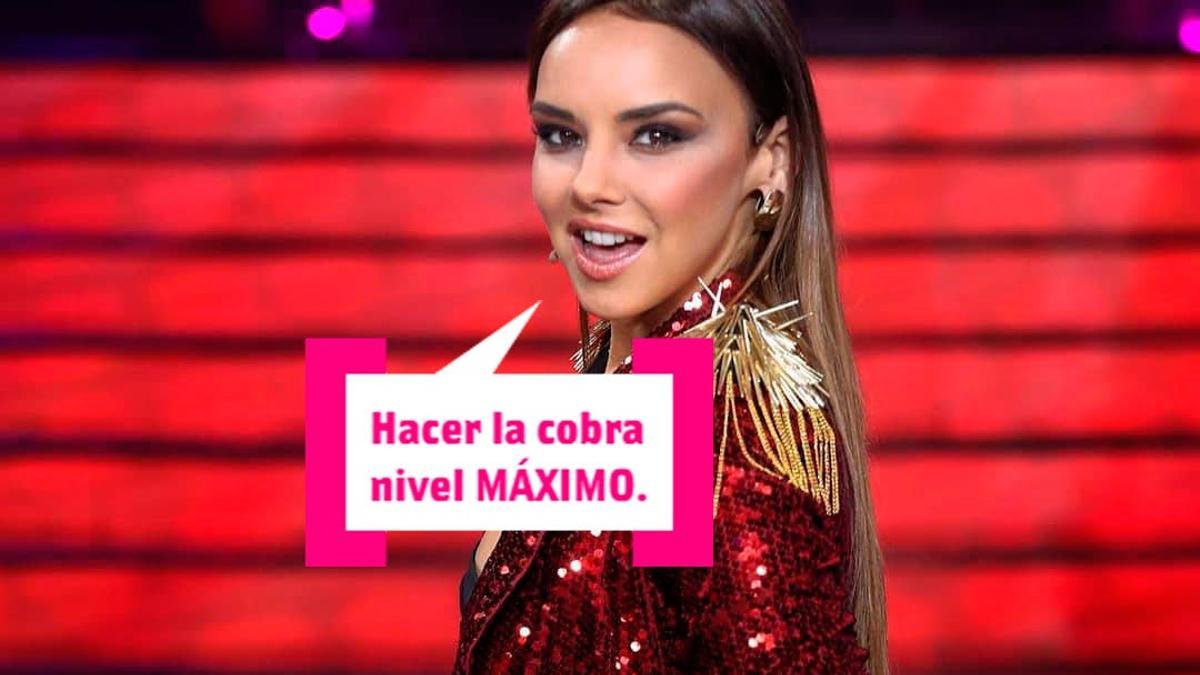 Chenoa con chaqueta de lentejuelas rojas en el plató de 'Tu Cara Me Suena'