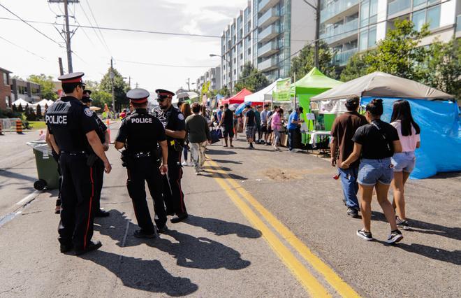 Dos muertos y cuatro heridos en un tiroteo durante un festival en Toronto