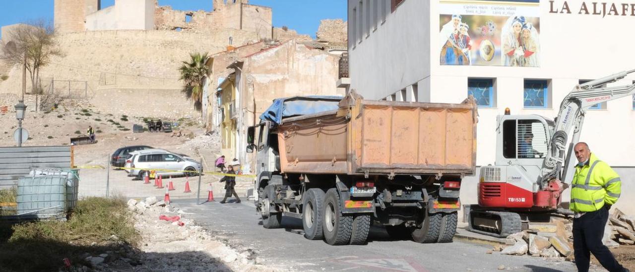 Las obras para recuperar el esplendor medieval de la plaza de Arriba. | ÁXEL ÁLVAREZ