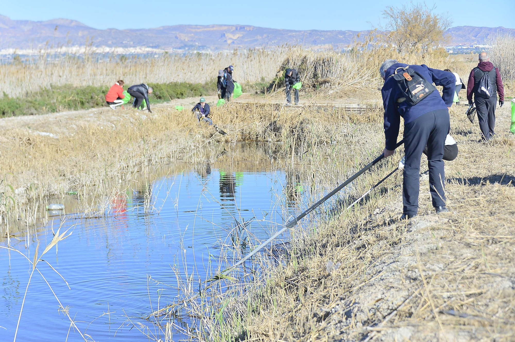 RECOGIDA DE RESIDUOS Y RUTA ORNITOLÓGICA EN EL HONDO