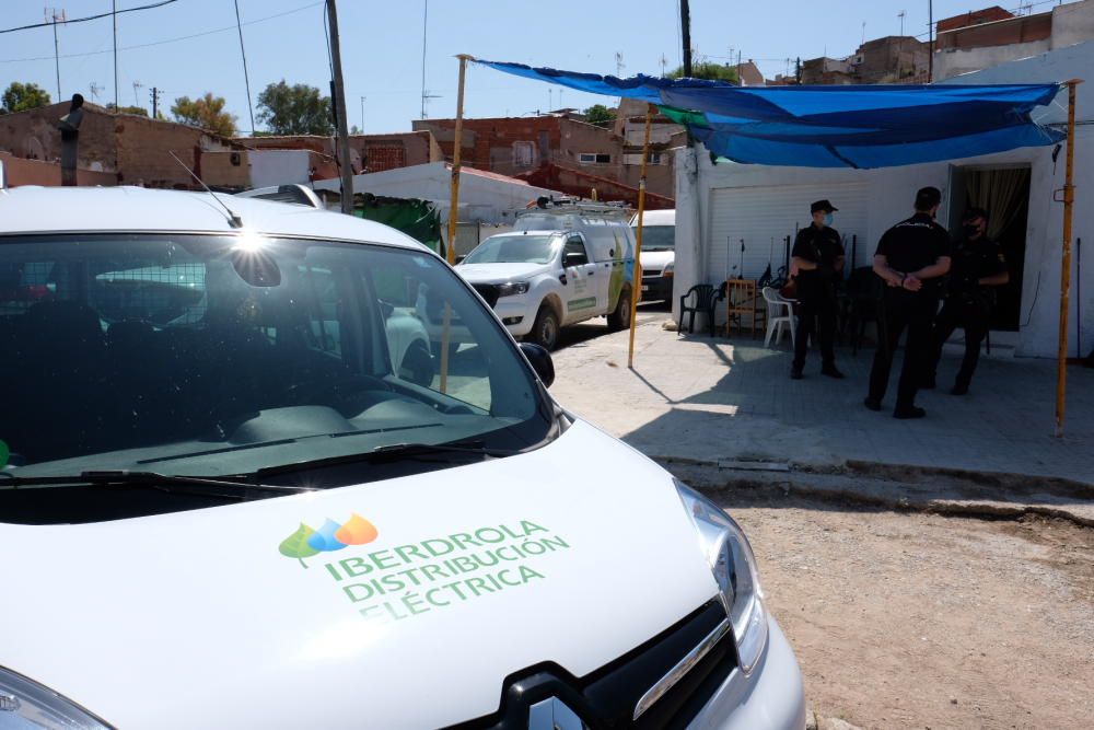 Redada antidroga de la Policía Nacional en el barrio de La Tafalera en Elda.