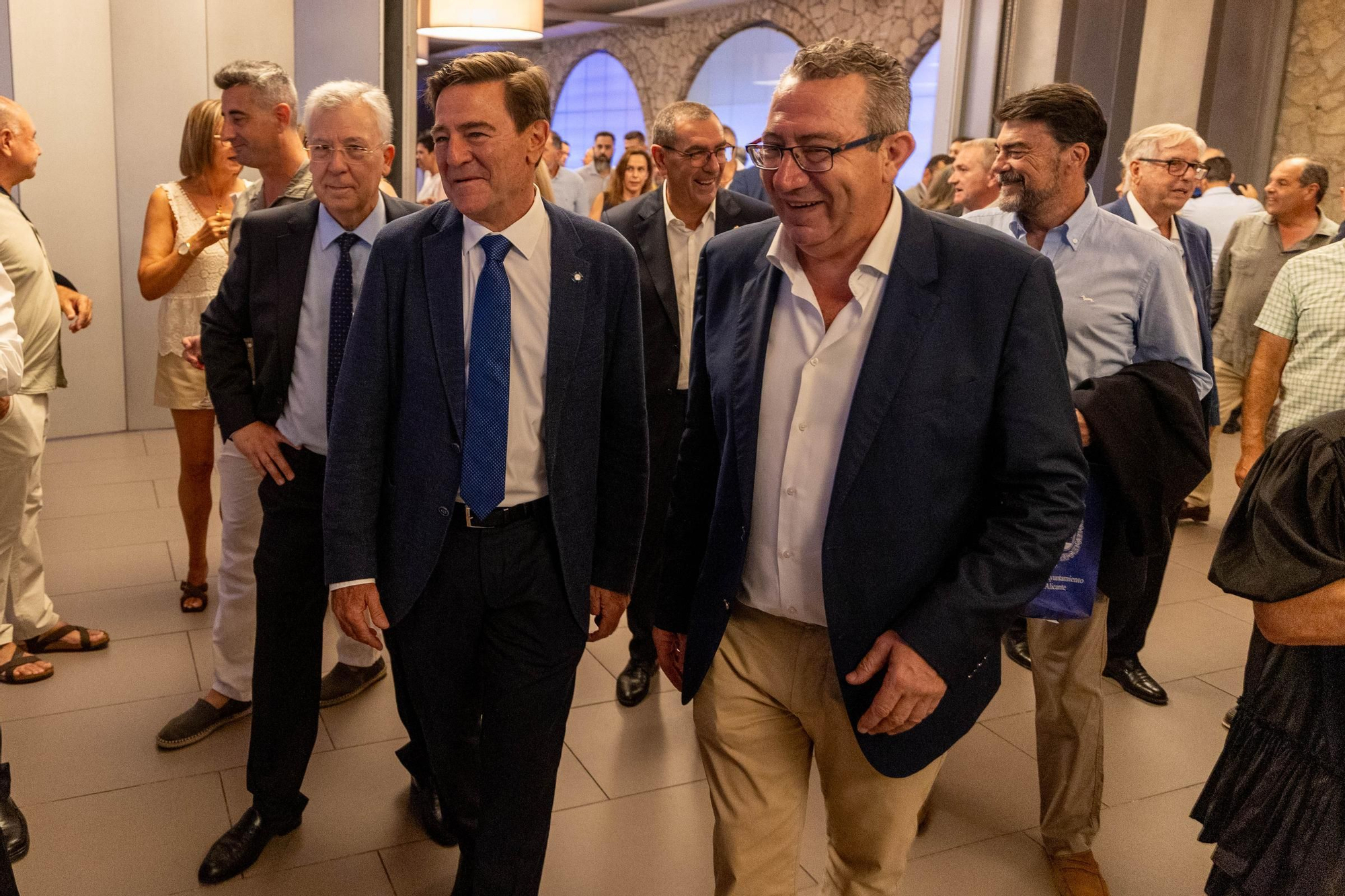 Comida de despedida al Coronel de la Guardia Civil de la Comandancia de Alicante, José Hernández Mosquera