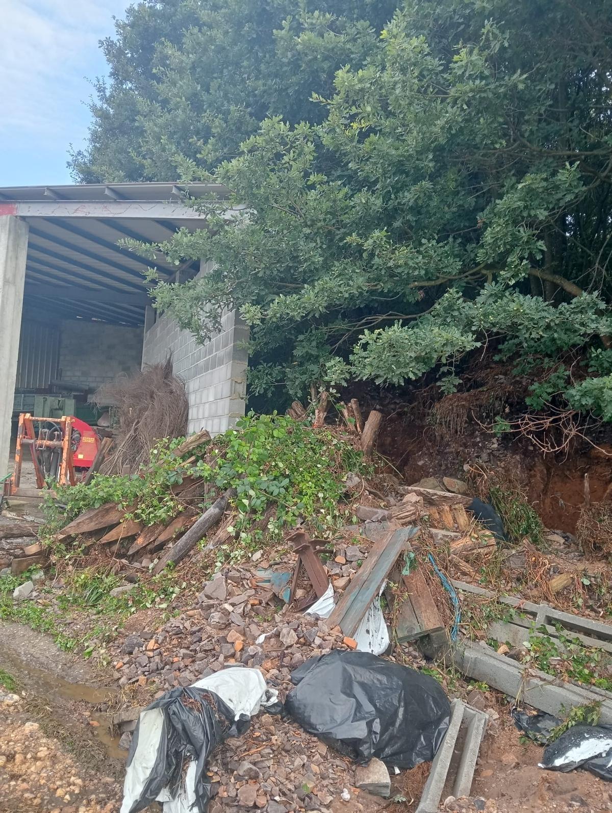 En imágenes: Así quedó el pueblo de Fontalba, en Tineo, tras la tromba de agua registrada el viernes