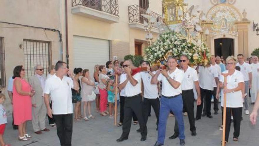 Un momento de la procesión del año pasado en Villalonga.