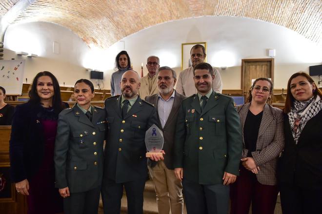 Fotogalería | Plasencia aúna juventud y compromiso este 25 N para honrar a las mujeres asesinadas por violencia de género