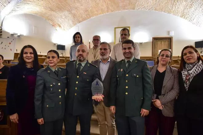 Fotogalería | Plasencia aúna juventud y compromiso este 25 N para honrar a las mujeres asesinadas por violencia de género