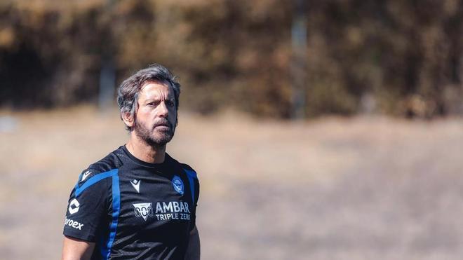 El Barça se reencontrará el sábado con Quique Sánchez Flores, entrenador del Deportivo Alavés: "¡Qué mal tratan a sus leyendas!"