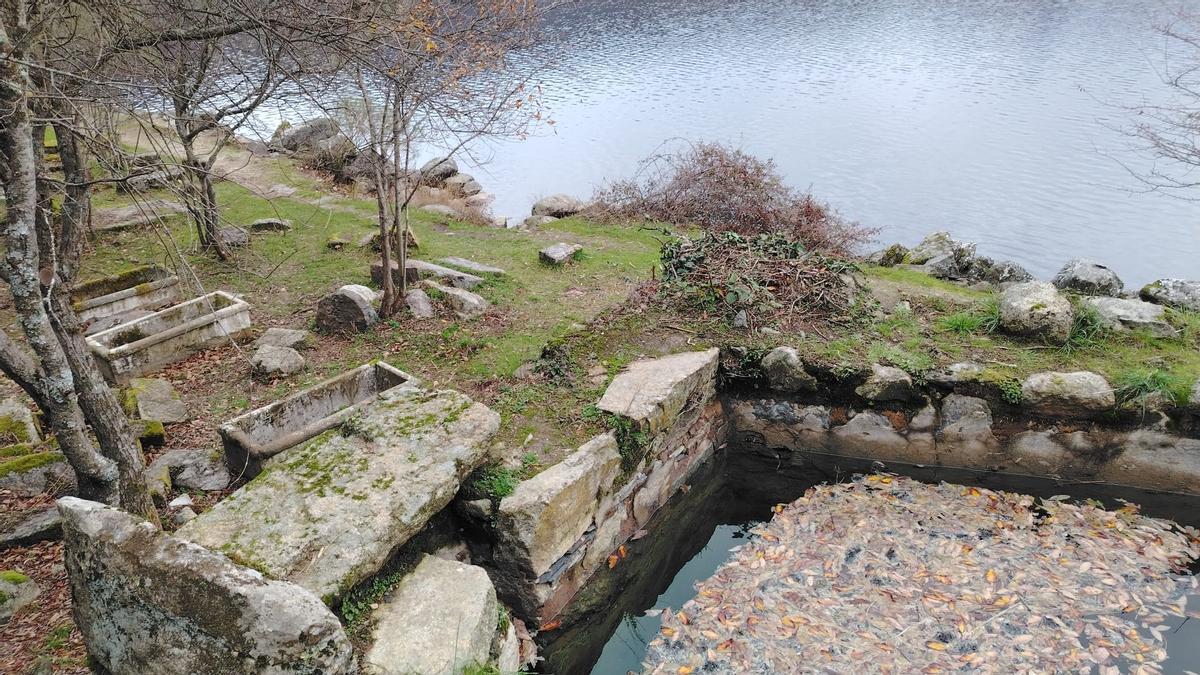 Así luce hoy el abandonado balneario y hospedería de Bouzas