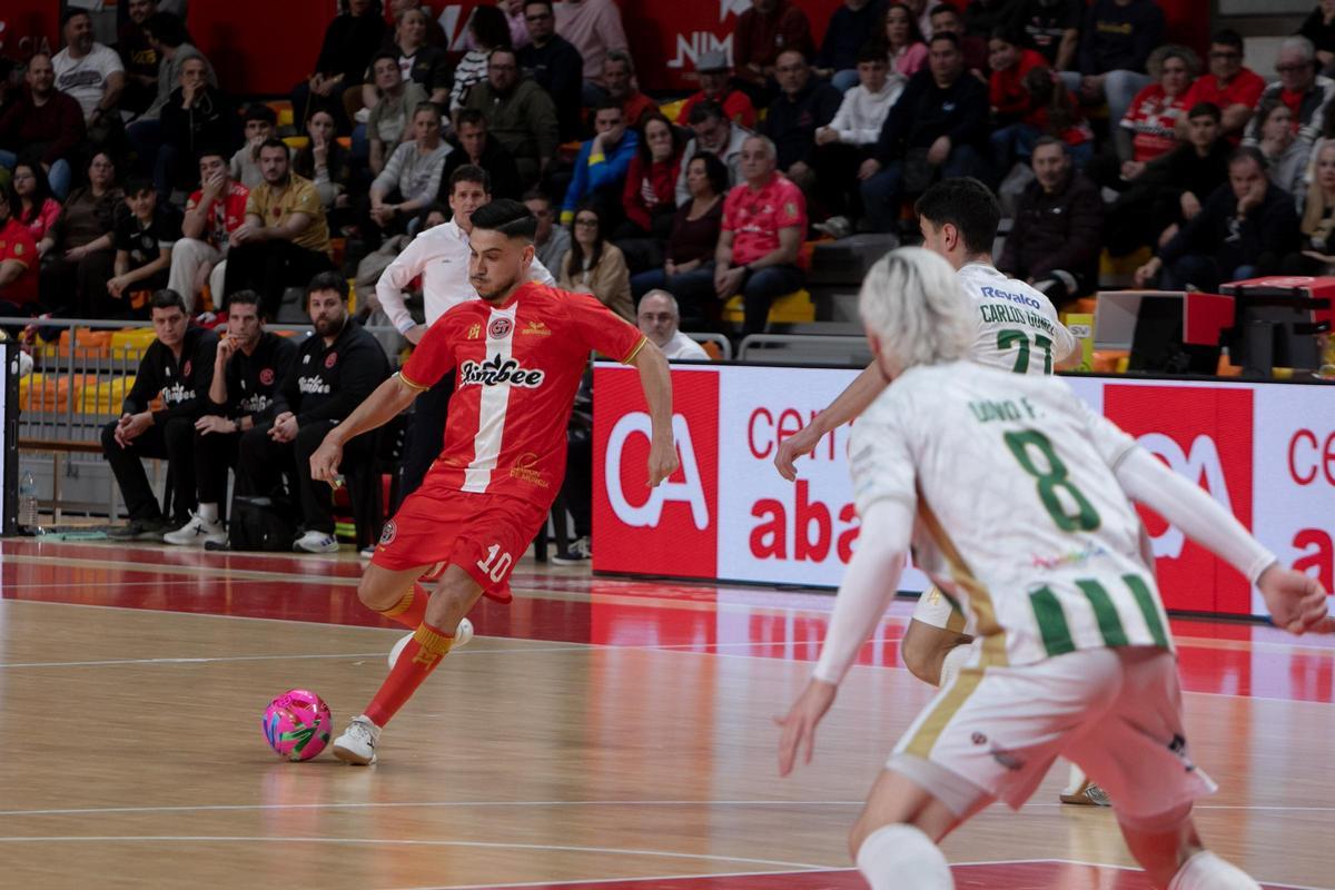 Las imágenes de la derrota de Jimbee Cartagena frente a Córdoba Las imágenes de la derrota de Jimbee Cartagena frente a Córdoba
