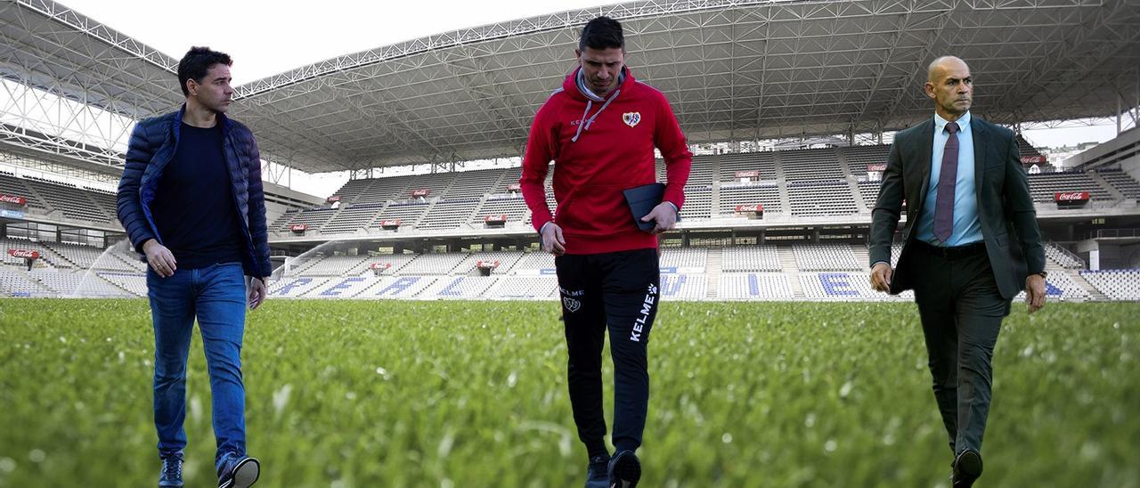 Michel, Rubén Reyes y Paco Jémez, en un montaje en el Tartiere