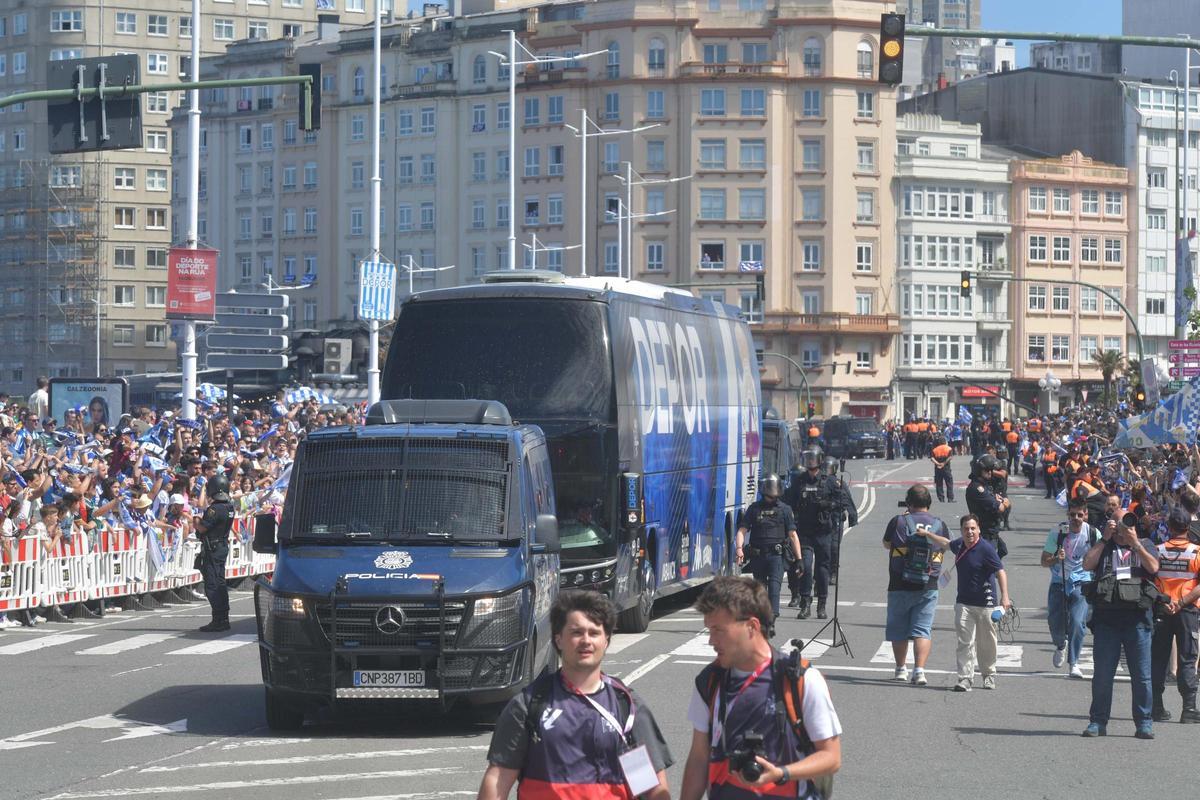 Llegada de los jugadores a Riazor