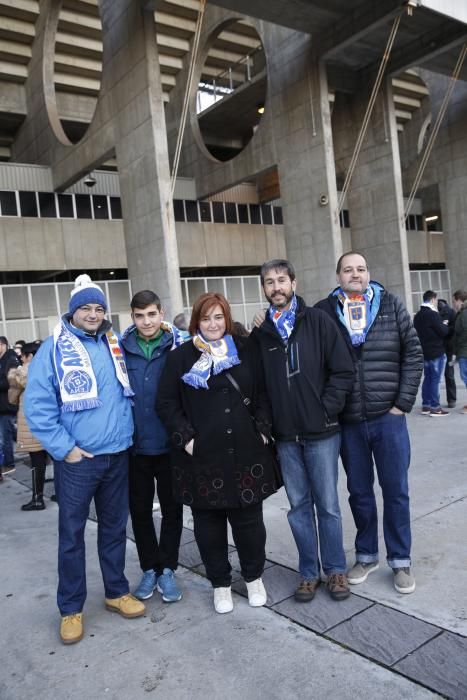 La afición acude a animar al Oviedo ante el Córdoba