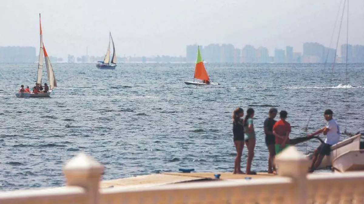 El incremento de la clorofila pone en riesgo de anoxia al Mar Menor