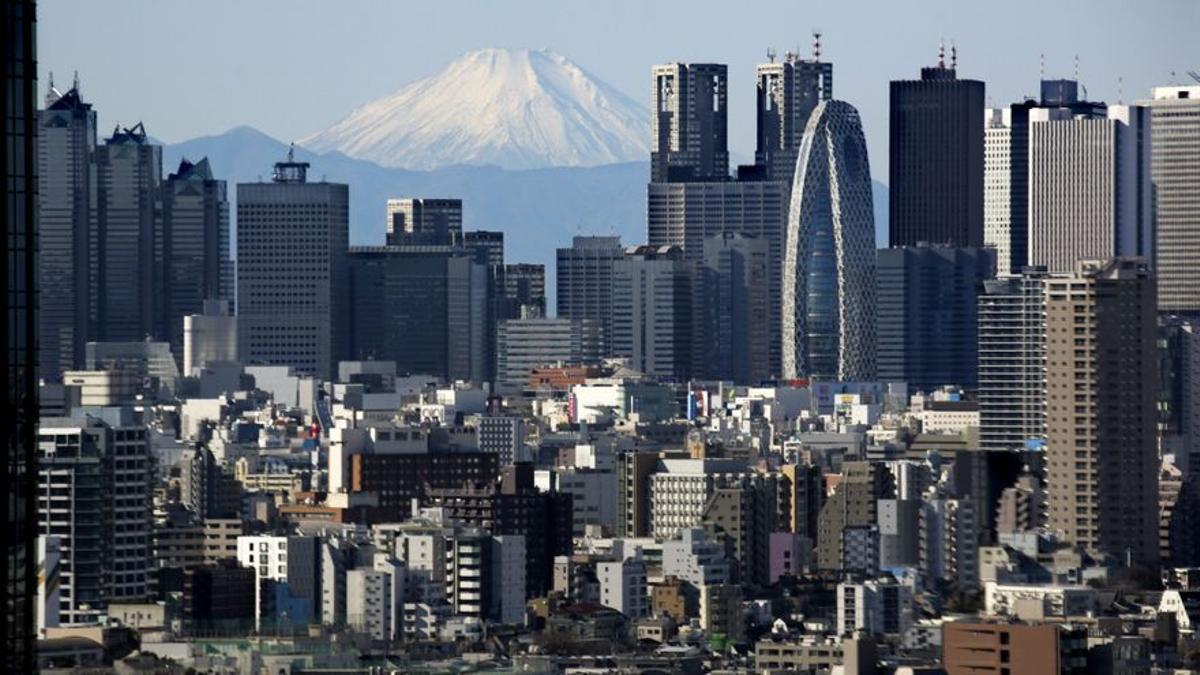El Japó aprova un pressupost rècord per a 2022