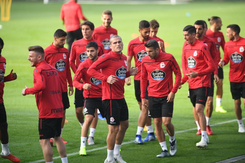 El Dépor entrena a Riazor antes de recibir al Reus