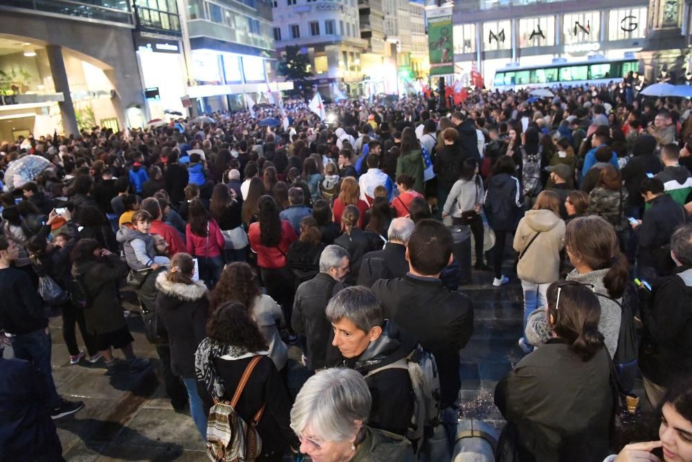 5.000 coruñeses claman "Lumes Nunca Máis"