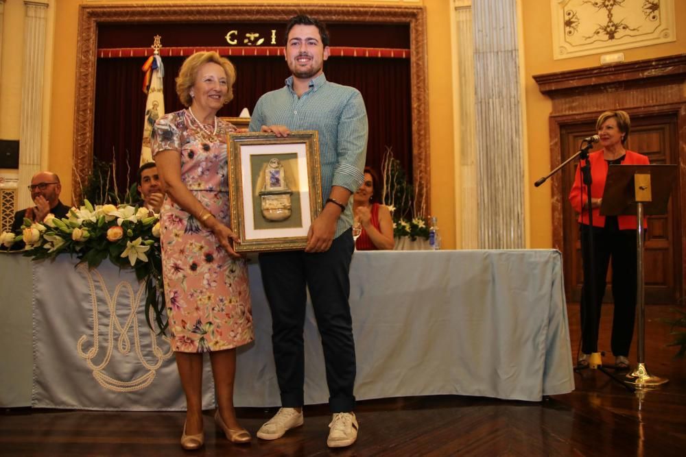 Revista de la Virgen de los Lirios en Alcoy