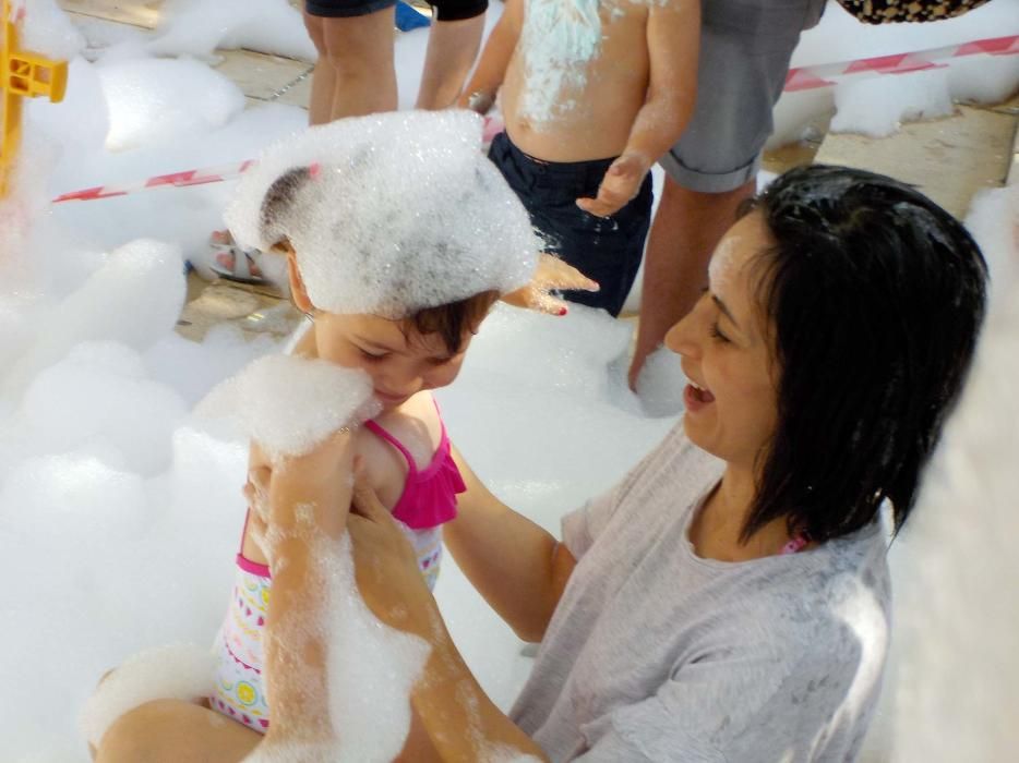 La merengada i la ruixada de la Festa Major Infantil de Sant Joan de Vilatorrada