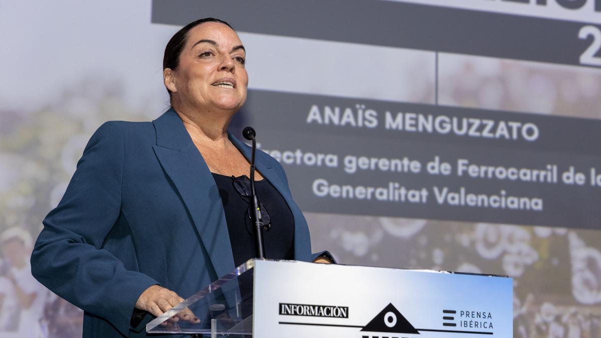 La directora gerente de Ferrocarril de la Generalitat Valenciana, Anaïs Menguzzato, en el Foro Municipalismo 2022.