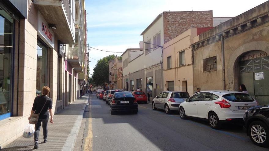 Comencen les obres al carrer Sant Llàtzer de Figueres.