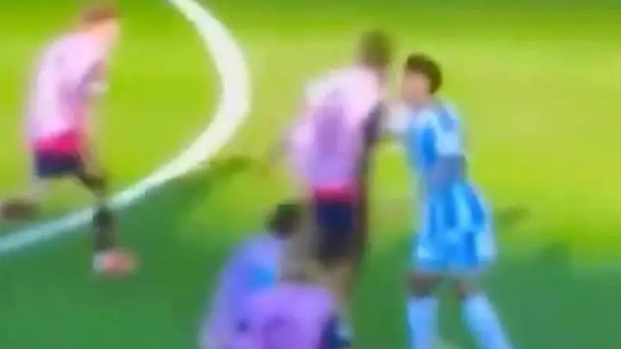 El puñetazo de Nahuel Molina a Rodri una vez pitó el final del partido