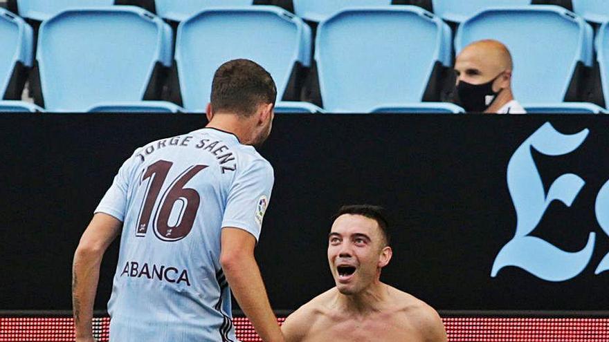 Iago Aspas celebra su gol ayer contra el Barça.