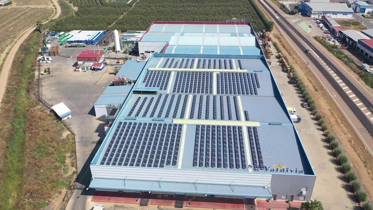 La industria extremeña, más competitiva gracias al autoconsumo fotovoltaico