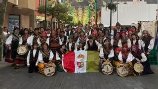 De Aliste a Tenerife: el viaje de "Manteos y Monteras" para compartir con los canarios el folclore popular