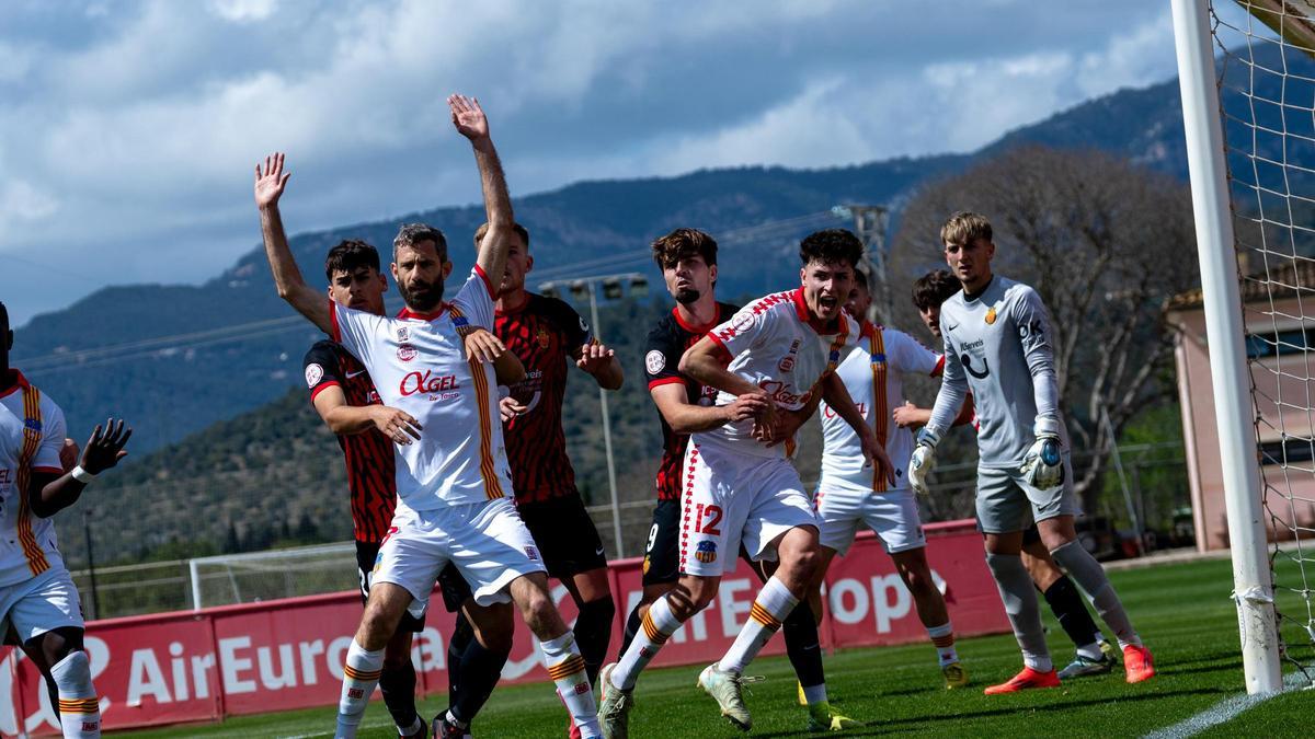 El Mallorca B ha perdido en Son Bibiloni ante el Sant Andreu (1-3)
