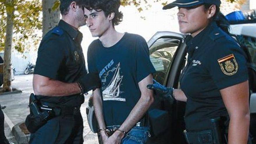 Condenado a 4 años de cárcel el joven que quería atentar contra la universidad balear