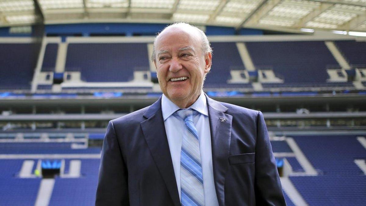 Tras 37 años como presidente del FC Porto, Jorge Nuno Pinto da Costa saldrá reelegido por decimoquinta ocasión