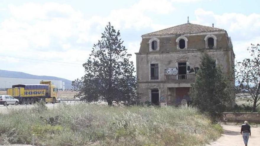 La histórica Casa de los Giles sale del abandono