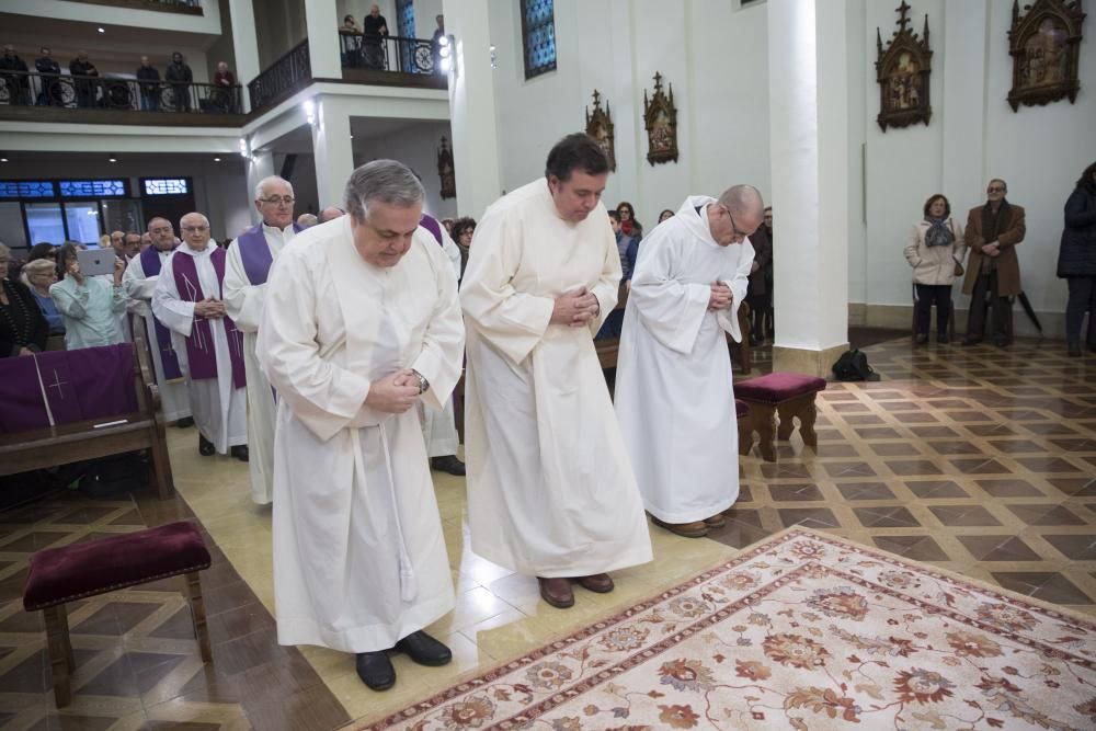 Ordenación de tres nuevos diáconos en el Seminario de Oviedo