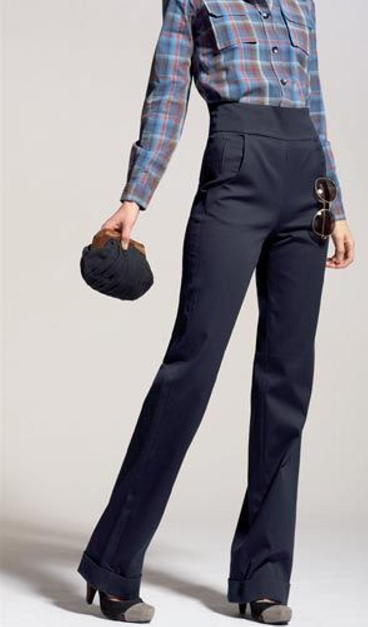 Pantalón HOSS (140 €), camisa LOREAK MENDIAN(90 €), gafas de sol MANGO (14,95 €), bolsoPIEC