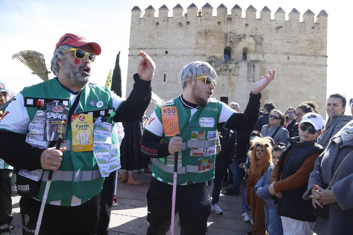 El pasacalles de Carnaval, en imágenes