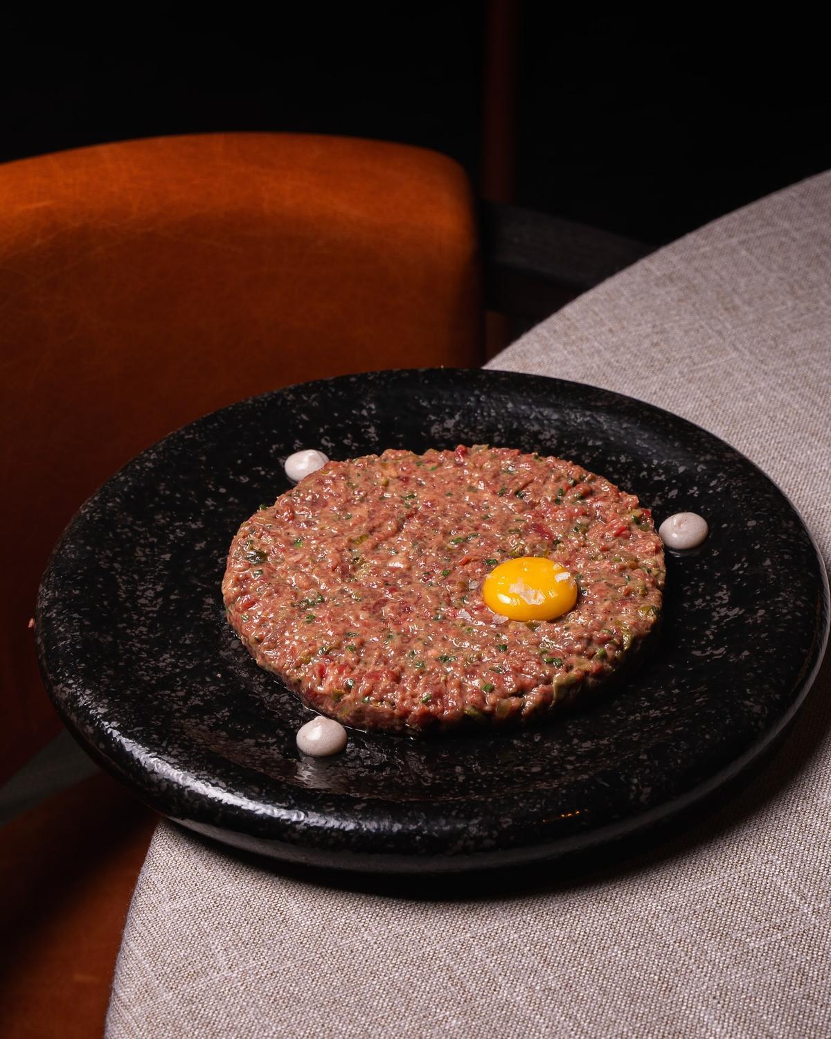 Steak Tartar de Char Fuego y Brasas.