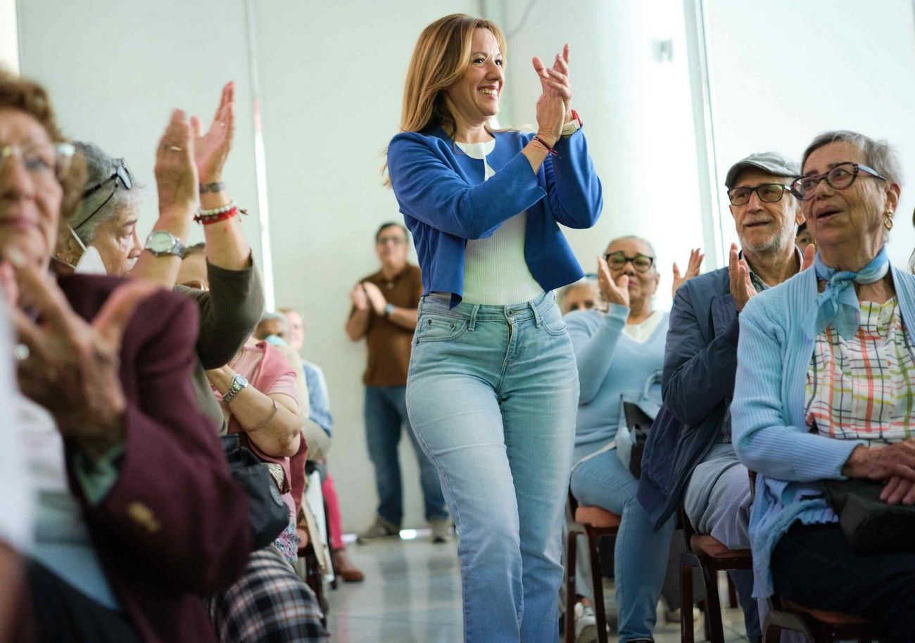 Clavijo se compromete con políticas de envejecimiento activo y Dávila a recuperar Ansina