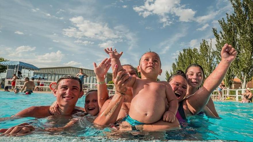 El descuento en las piscinas rurales eleva el uso un 21,7%