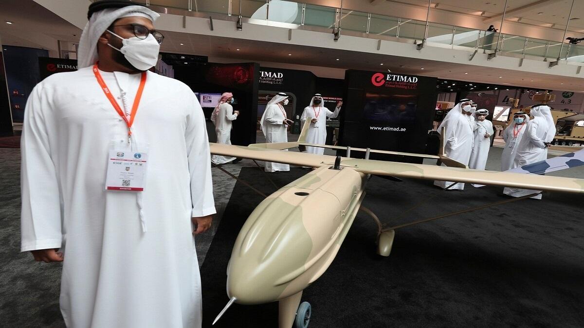 Los sistemas de armas autónomos triunfan en la feria IDEX de Abu Dabi