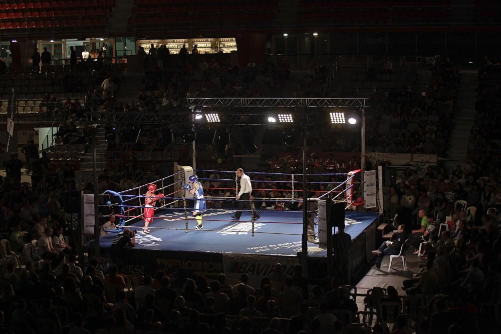 Velada en el Palacio de los Deportes de La Guía