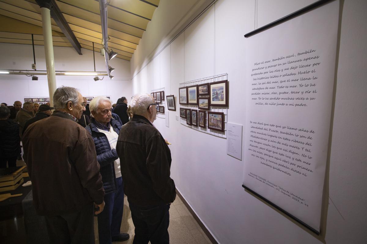 La Asociación de Patrimonio Industrial de Puerto de Sagunto inaugura la exposición de Ramón Rodríguez  "Miradas de ayer. Pinceladas de la memoria"