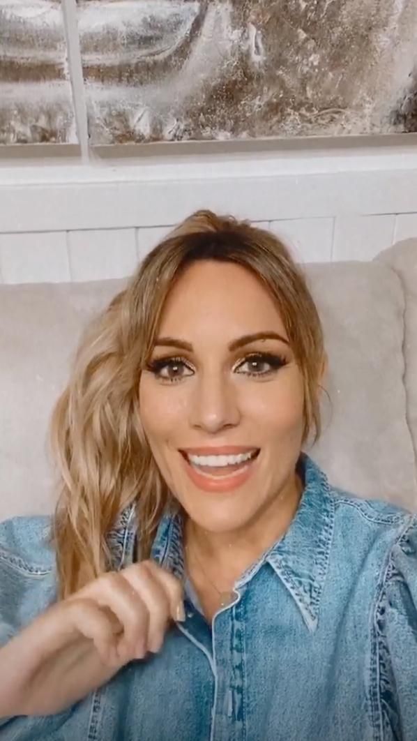 Edurne con camisa vaquera