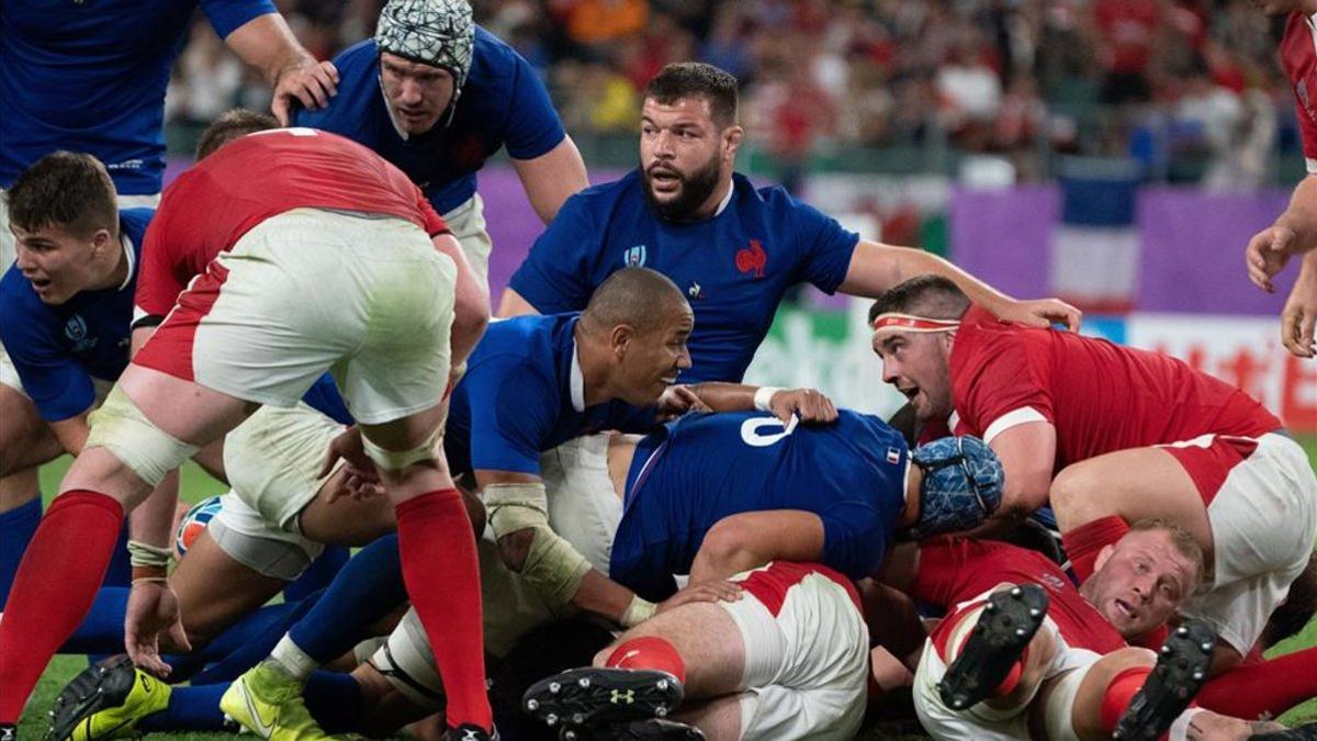 Gales y Francia ofrecieron uno de los duelos más intensos del Mundial