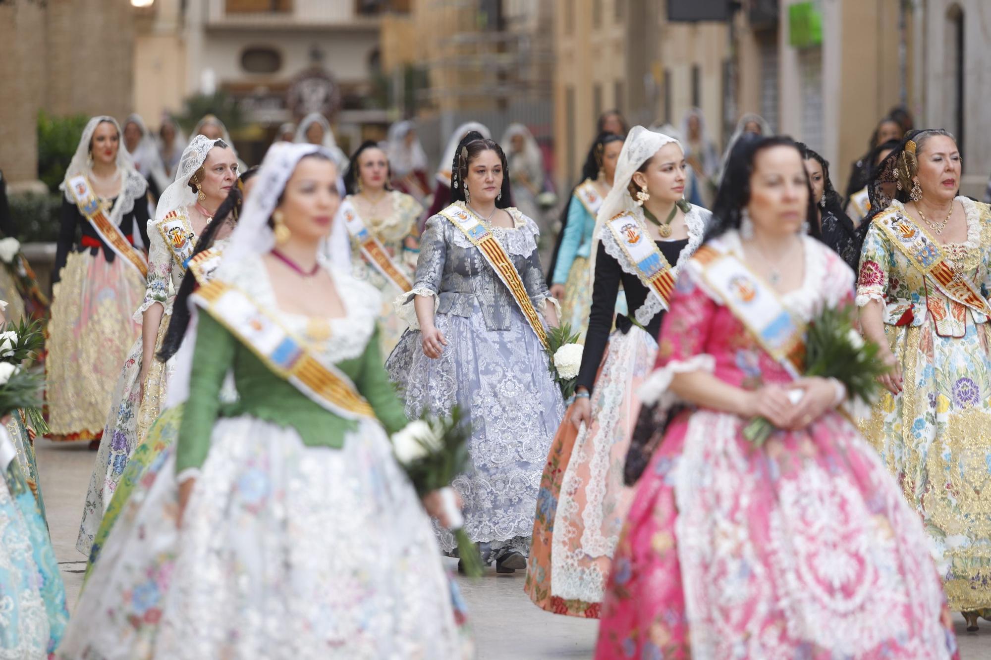 Búscate en el segundo día de la Ofrenda en la calle San Vicente hasta las 17 horas