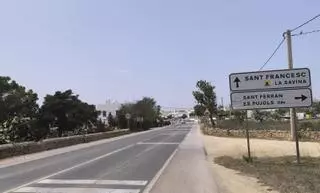 El Consell de Formentera prepara una multa de 90.000 euros por acumular residuos y basura en un terreno de Sant Ferran