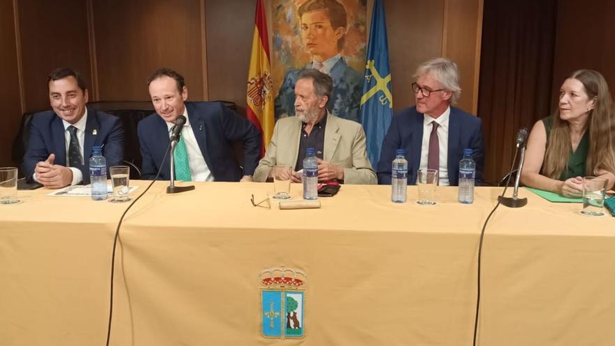 Gerardo Sanz, Guillermo Martínez, Andrés Menéndez, Marcos Niño y Pilar Riesco, en Madrid. | CAM