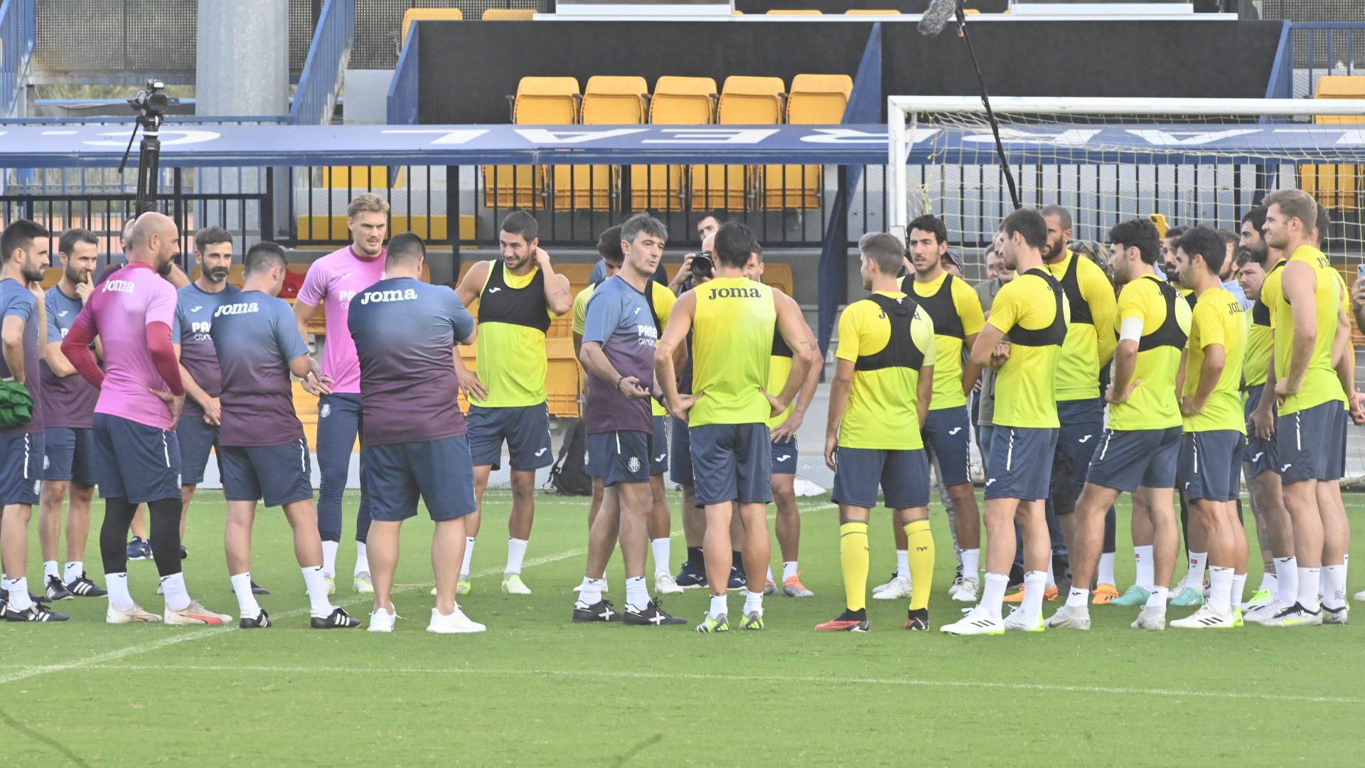 Galería | Las mejores imágenes del primer entrenamiento de Pacheta con el Villarreal