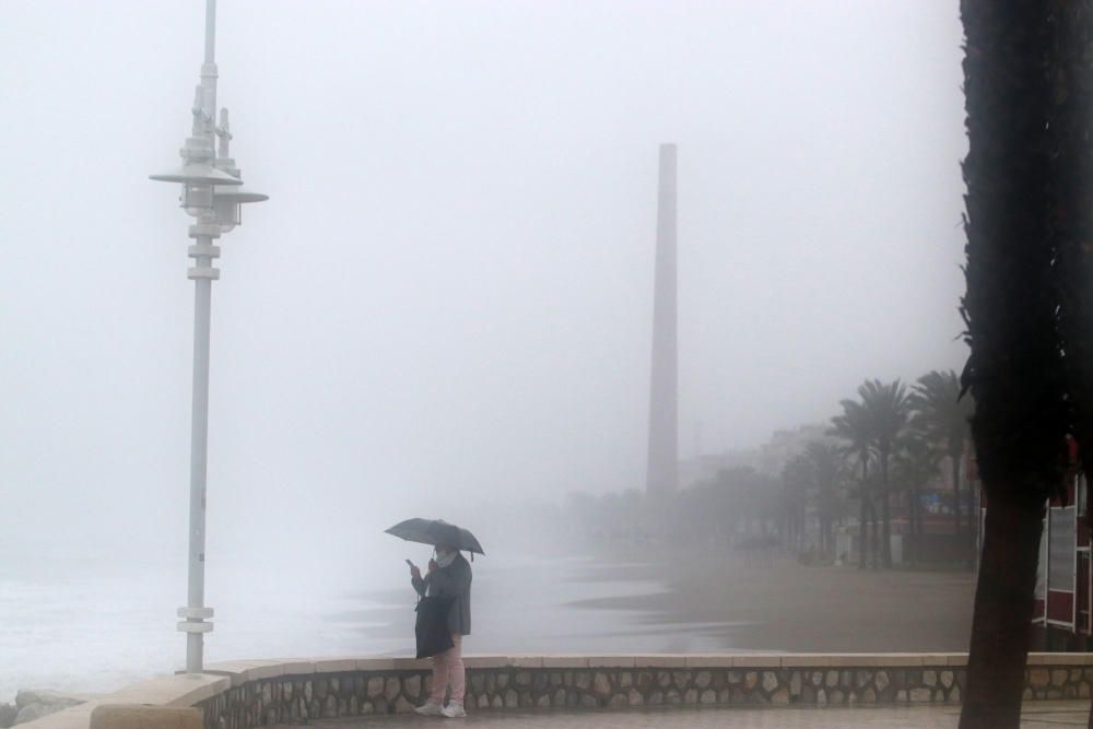 La borrasca Filomena también arrastra vientos y mala mal hasta la costa de Málaga.