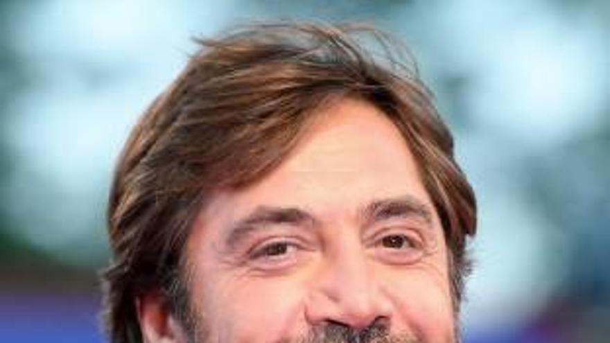 Javier Bardem y Asghar Farhadi, director de la película Todos lo saben.